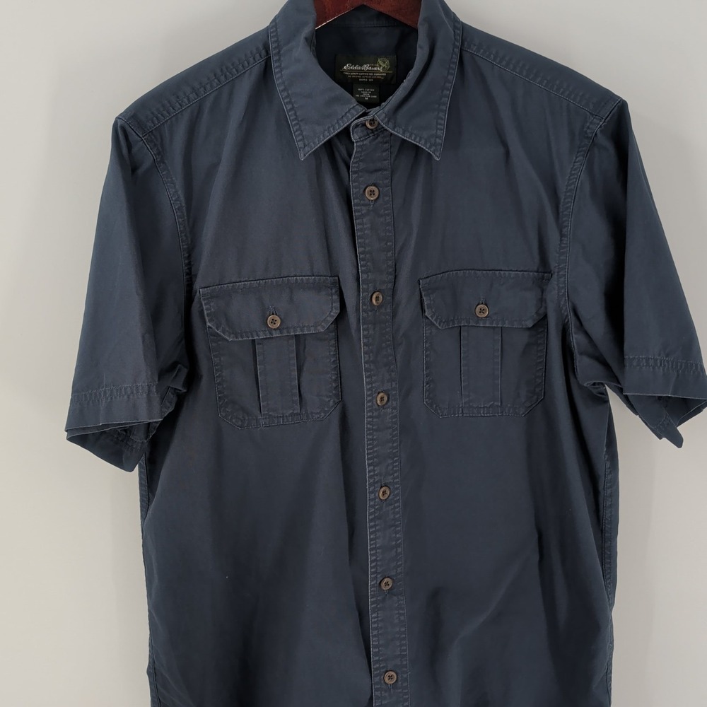 Eddie Bauer Short Sleeve‎ Workwear Utility Cotton Button Up Shirt Navy Blue M - Picture 2 of 8